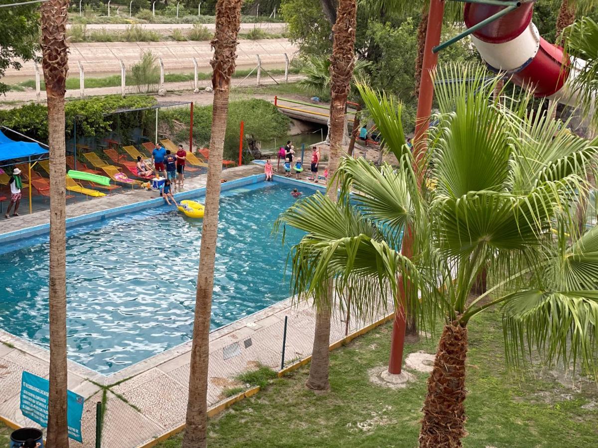 Hotel Y Balneario Ojo Caliente Camargo Esterno foto