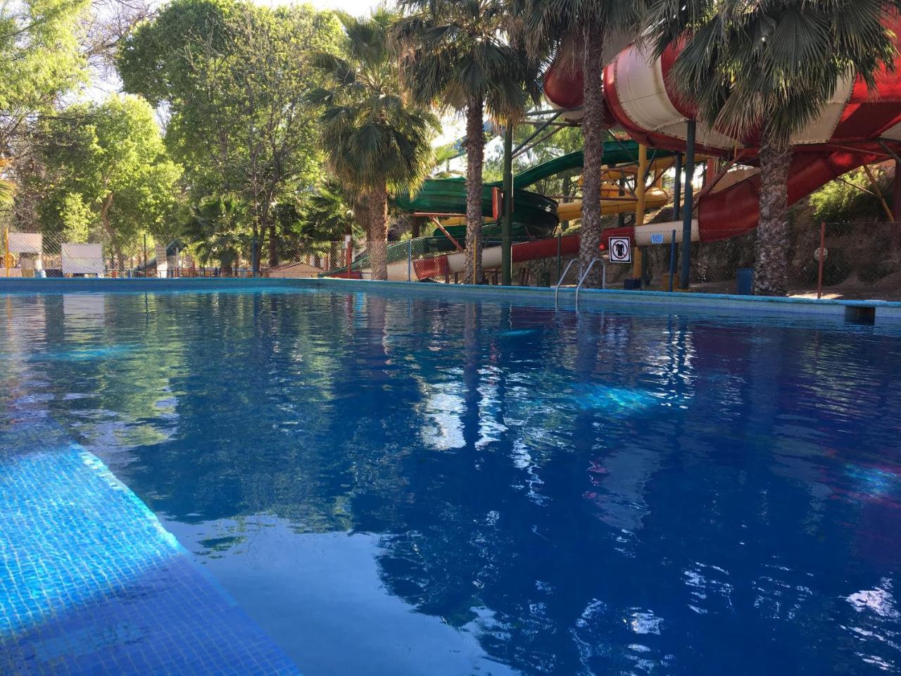 Hotel Y Balneario Ojo Caliente Camargo Esterno foto